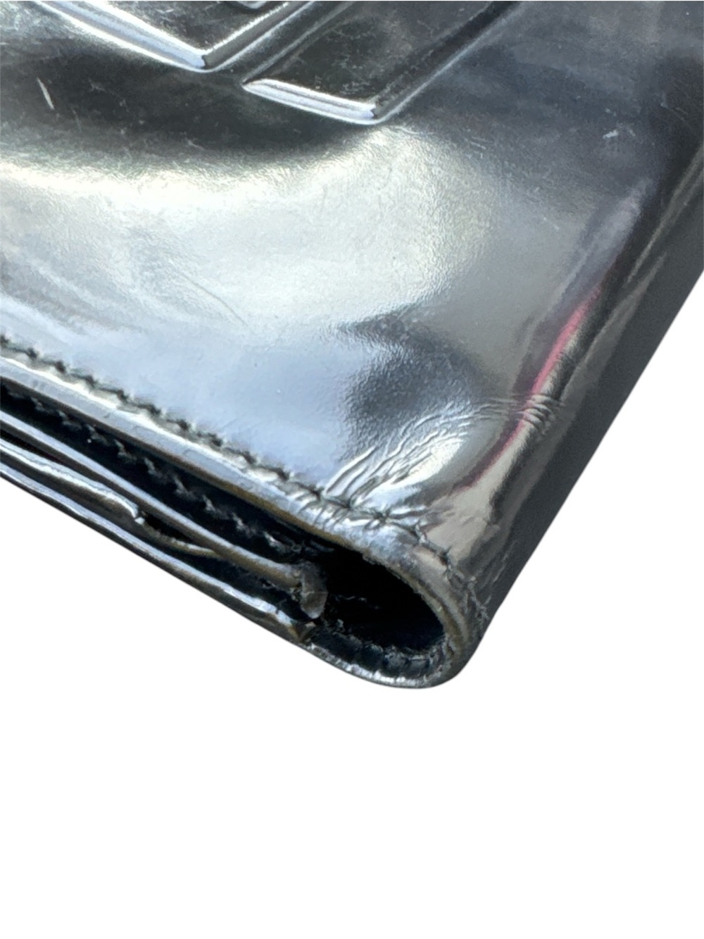 GUCCI VTG Black Patent Leather 4 Fold Wallet Snap Closure CC bills coins 6x4x1 - Picture 10 of 16